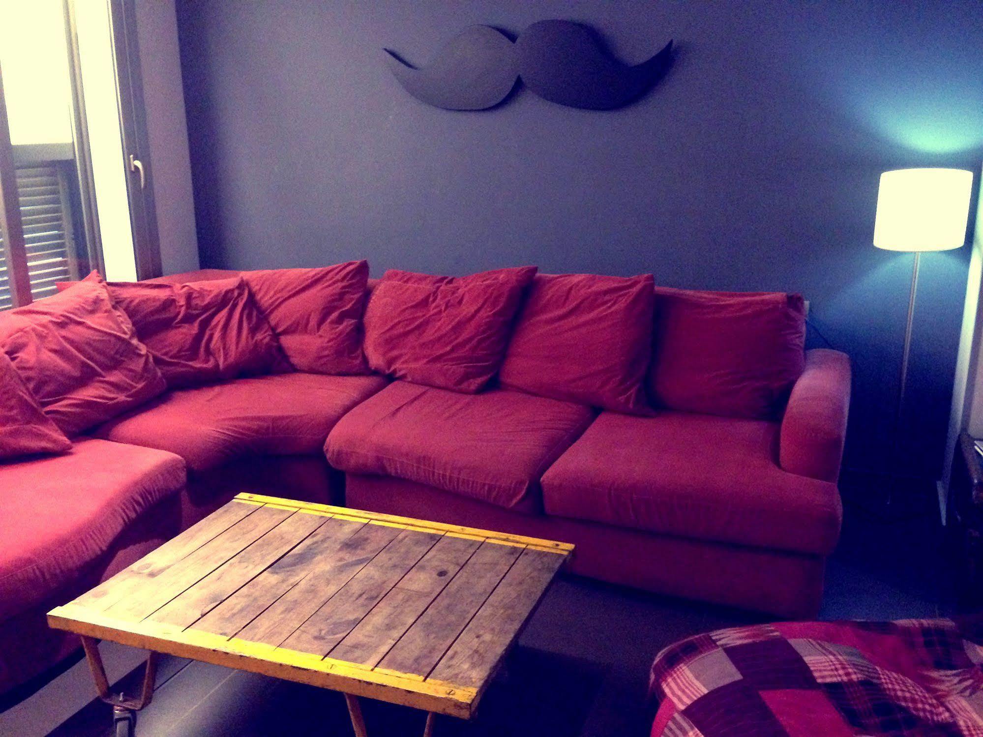 Don Moustache Boutique Hostel Барселона Екстер'єр фото